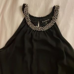 Express detailed tank black medium